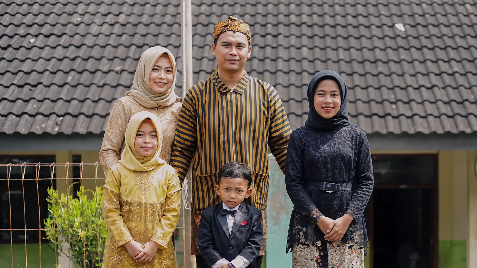 Kebersamaan keluarga warga